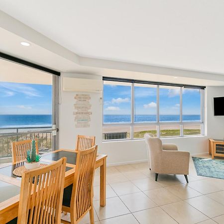 Oceanside Resort - Absolute Beachfront Apartments Gold Coast Eksteriør bilde