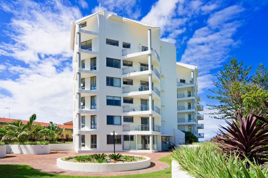 Oceanside Resort - Absolute Beachfront Apartments Gold Coast Eksteriør bilde