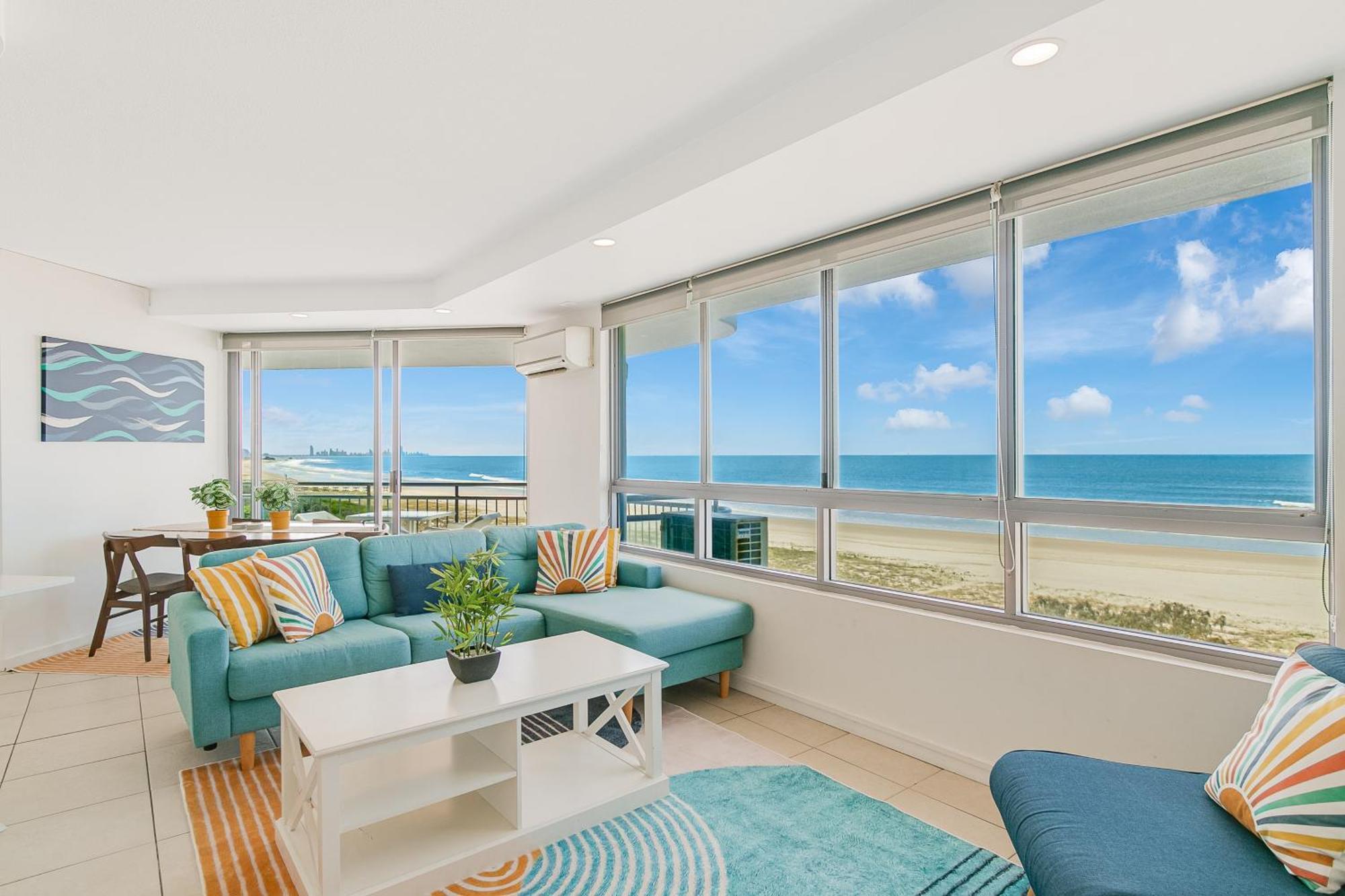 Oceanside Resort - Absolute Beachfront Apartments Gold Coast Eksteriør bilde