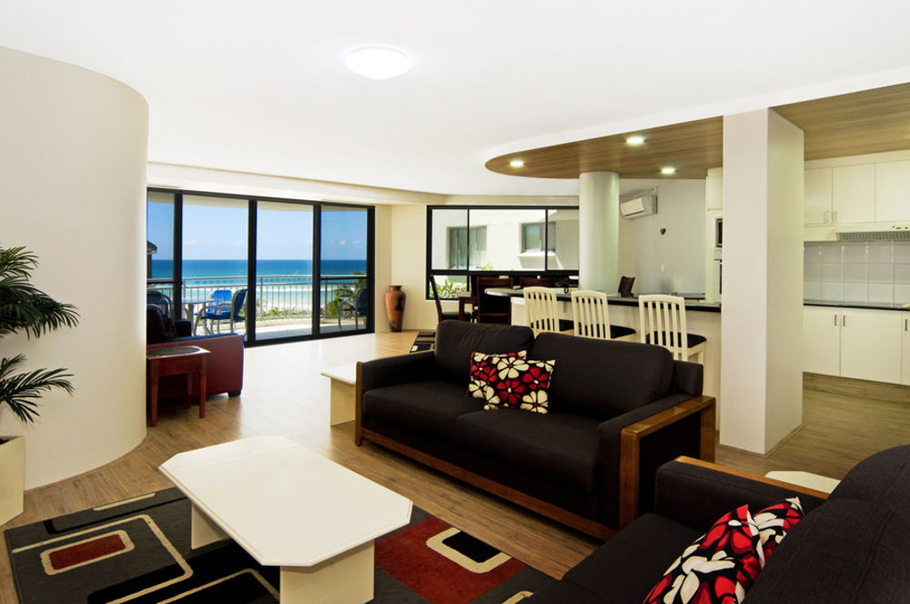 Oceanside Resort - Absolute Beachfront Apartments Gold Coast Eksteriør bilde