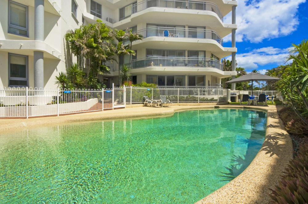 Oceanside Resort - Absolute Beachfront Apartments Gold Coast Eksteriør bilde